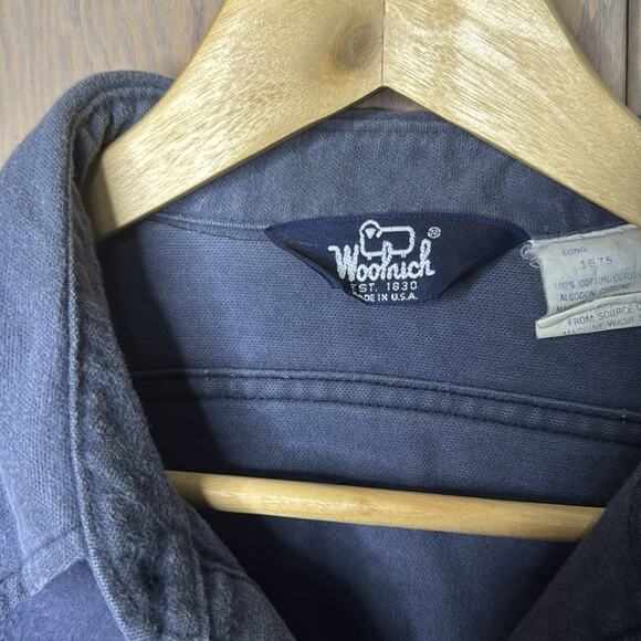 Woolrich Men Size XL Blue Long Sleeve Button Up Shirt Flap Pockets EUC - Picture 3 of 4